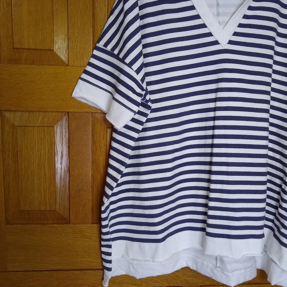 Easel navy & ivory striped oversize short sleeve hoodie - Picture 4 of 14